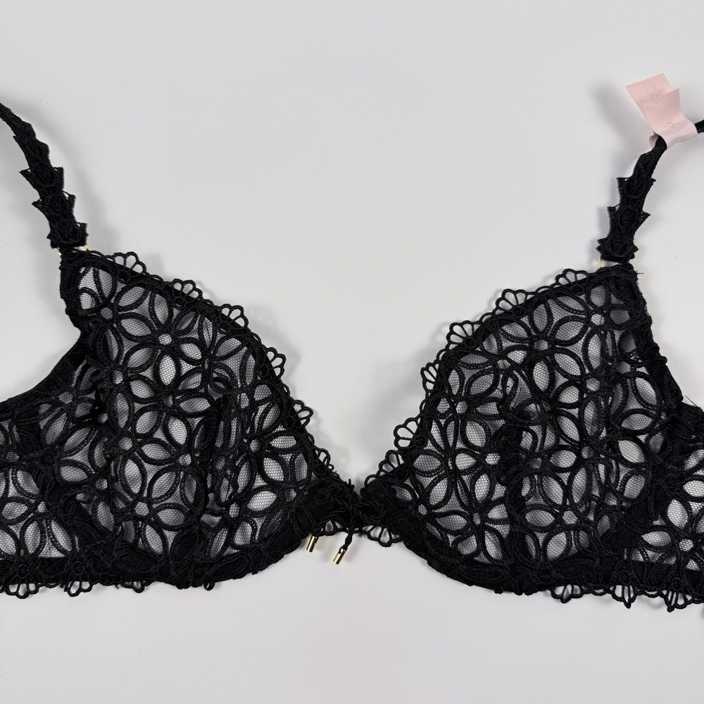 Victoria's Secret Geo Daisy Lace Balconette Unlined Underwire Bra Black 32D NWT